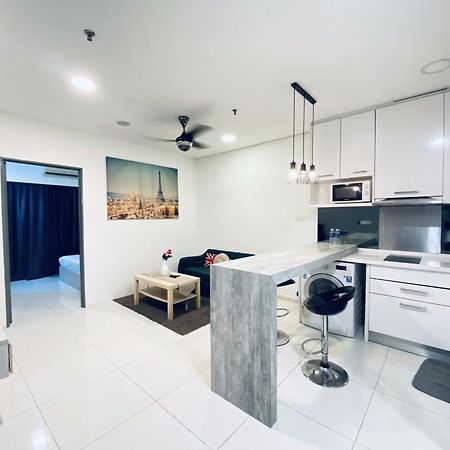 Mercu Summer Suites Klcc By Grihoz Κουάλα Λουμπούρ Εξωτερικό φωτογραφία